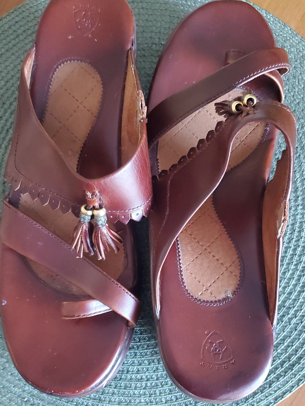 Vintage Ariat Comfort Leather Toe Loop Wedge Sandals 11B